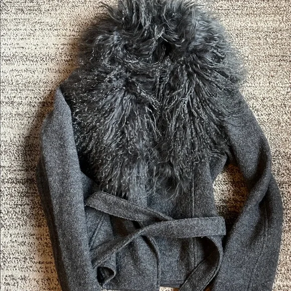 Chic Gray wool jacket with real lamb fur, medium size woman! So warm, chic - Picture 7 of 17
